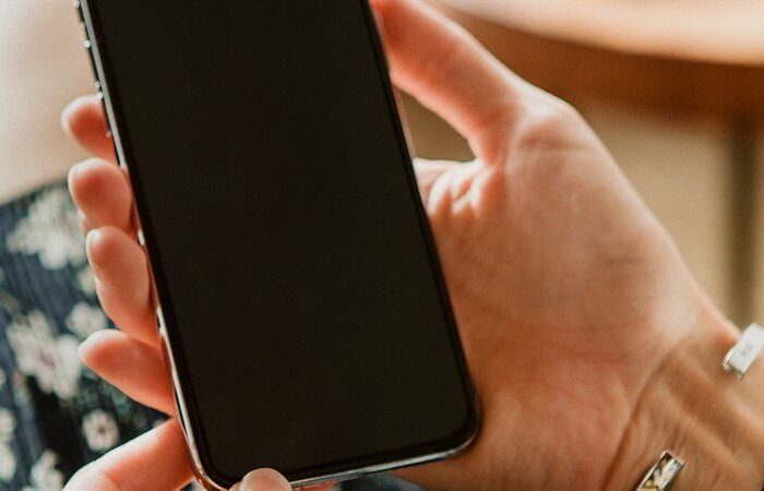 how to check iPhone purchase date